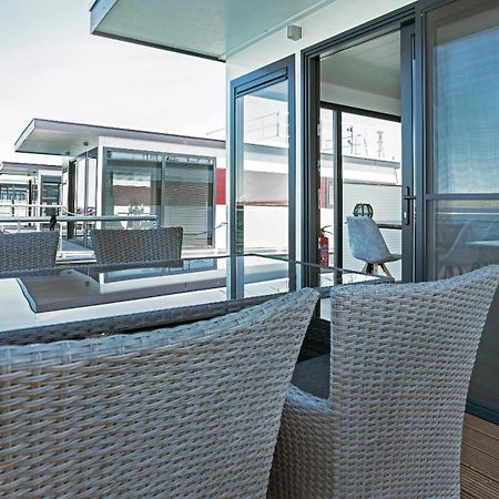 Geiseltalsee Hausboot - Floating House - Hausboot Junior Braunsbedra المظهر الخارجي الصورة