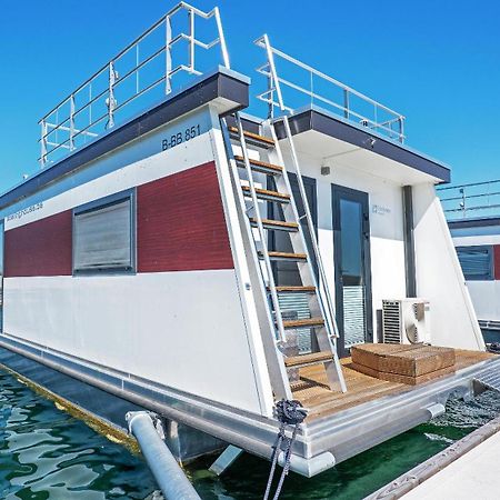 Geiseltalsee Hausboot - Floating House - Hausboot Junior Braunsbedra المظهر الخارجي الصورة